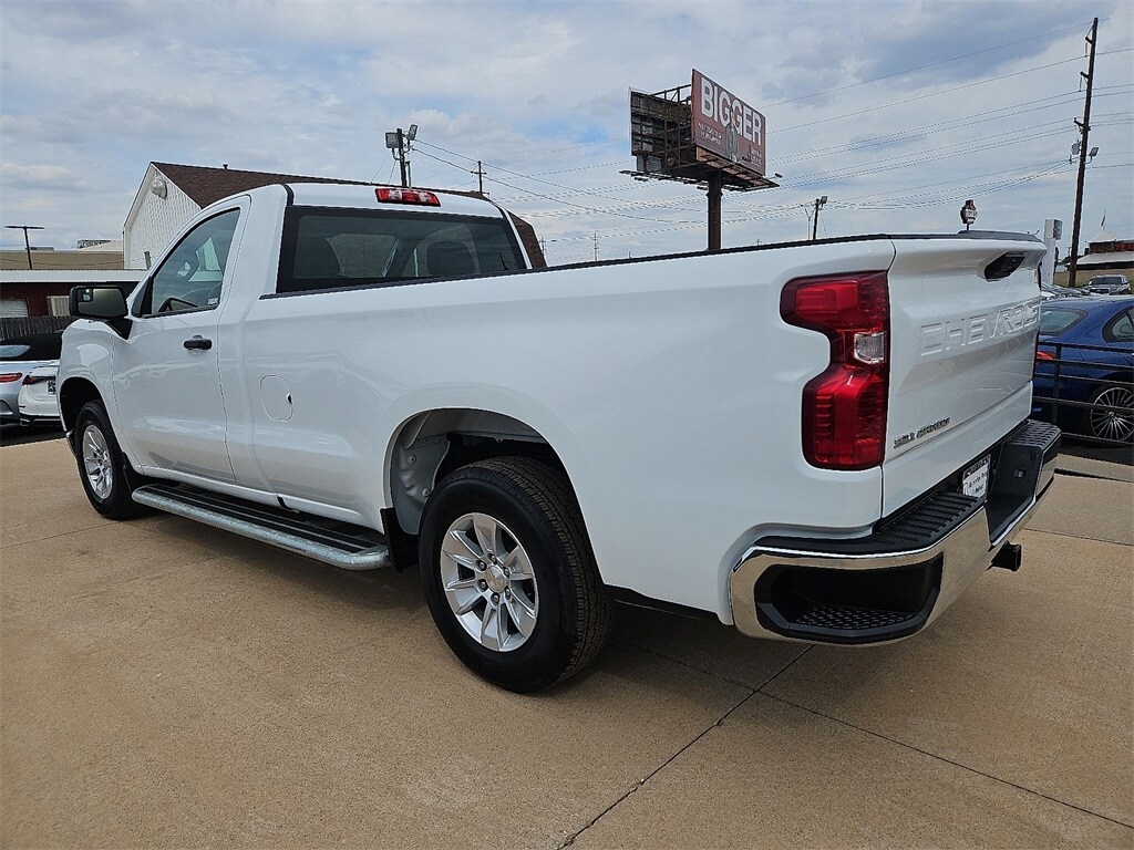 2024 Chevrolet Silverado 1500 Work Truck photo 3