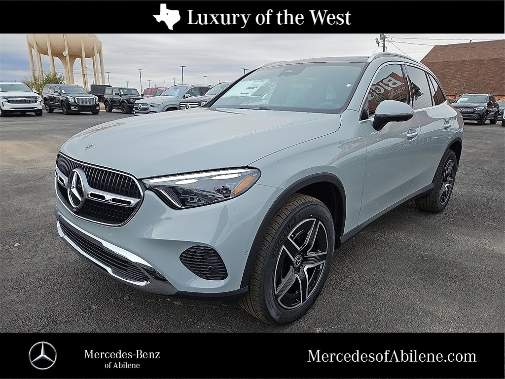 2026 Mercedes-Benz GLC Base's photo