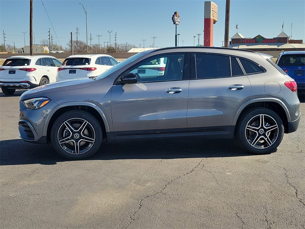 2025 Mercedes Benz GLA 250 photo 2