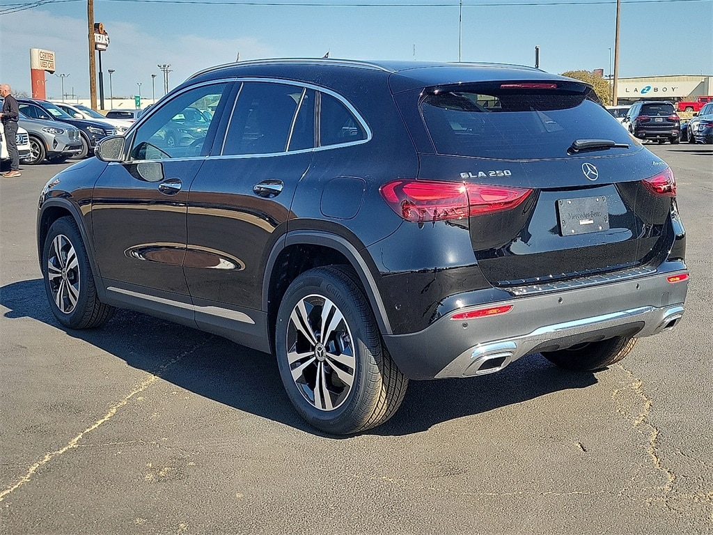 New 2025 Mercedes-Benz GLA 250 4MATIC SUV