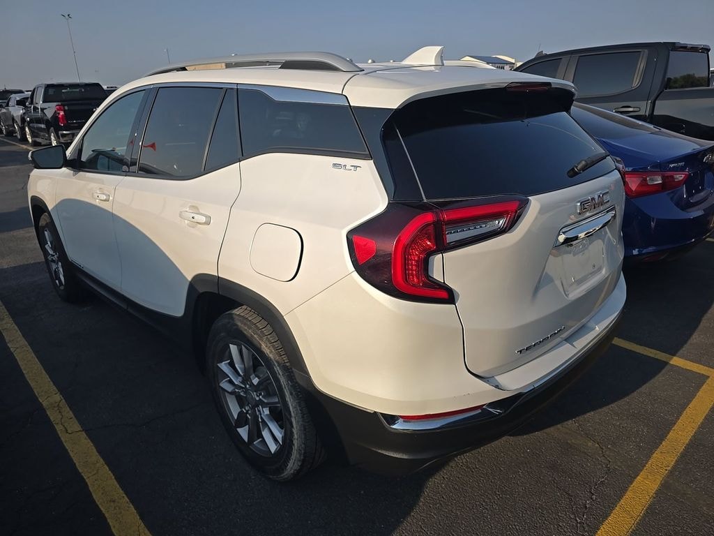 Used 2022 GMC Terrain SLT SUV