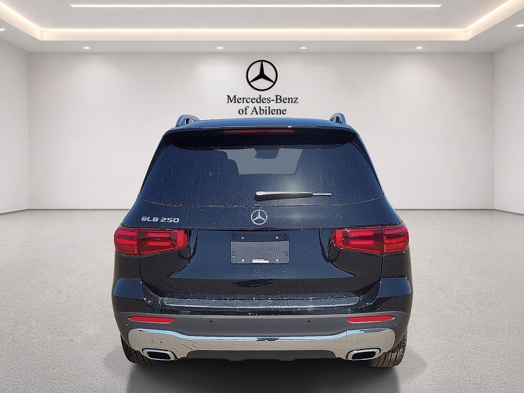 2025 Mercedes-Benz GLB Base - Photo 6