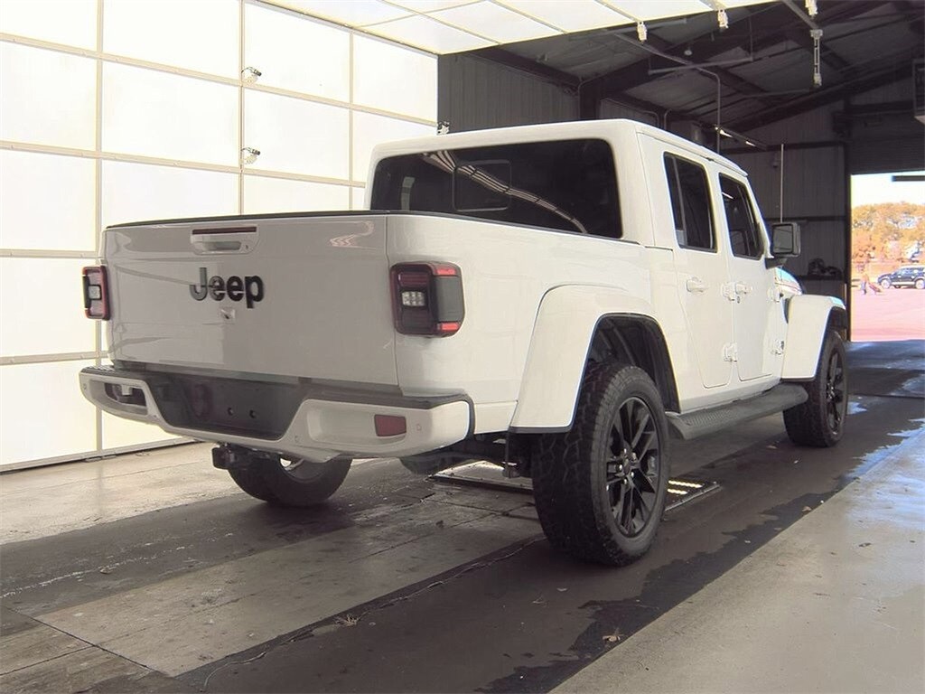 2021 Jeep Gladiator Overland photo 2