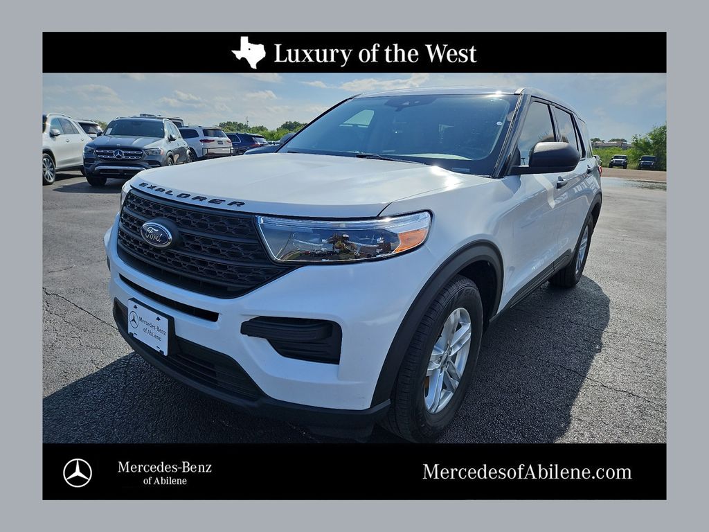 2022 Ford Explorer Base RWD's photo