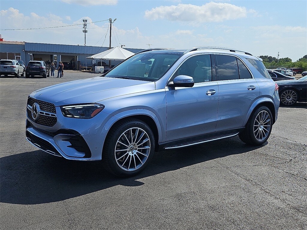 2026 Mercedes Benz GLE 450 4MATIC photo 2