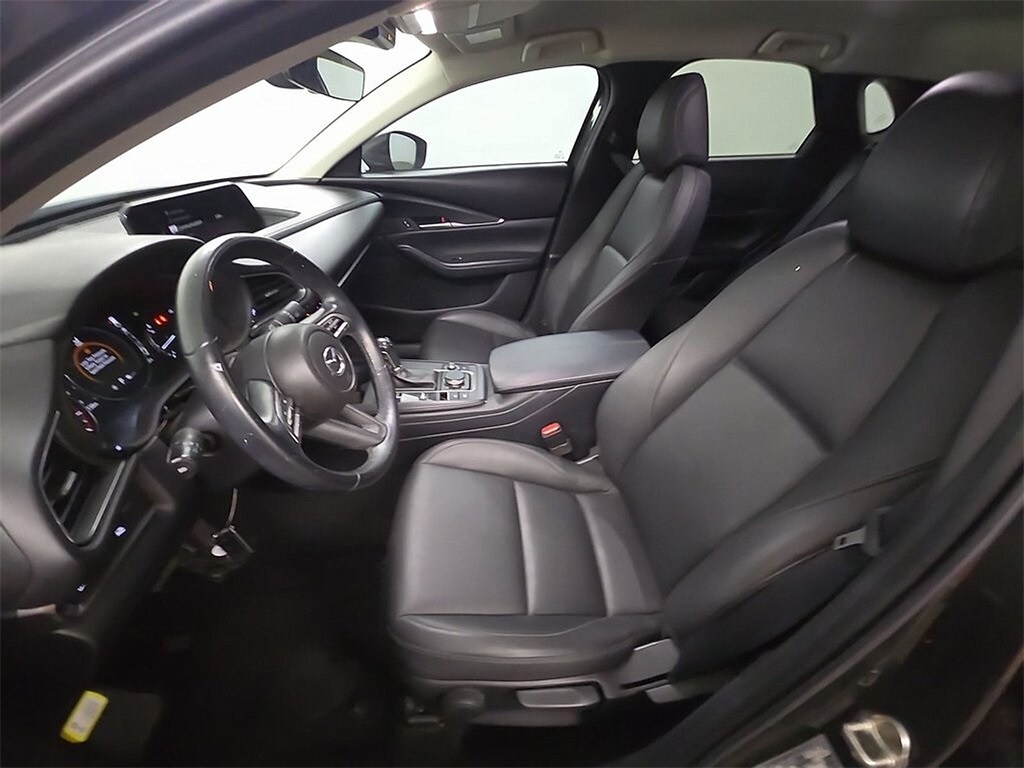 2022 Mazda CX-30 2.5 Select photo 3