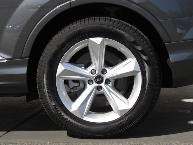 2025 Audi Q7 Premium - Photo 41