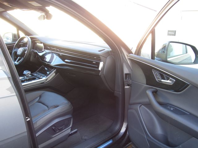 2025 Audi Q7 Premium - Photo 19