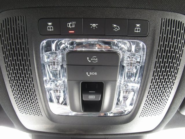 2025 Mercedes-Benz GLB Base - Photo 29