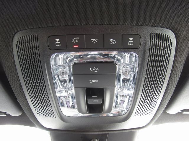 2025 Mercedes-Benz GLB Base - Photo 29