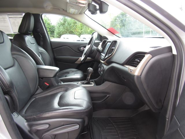 Photo 18