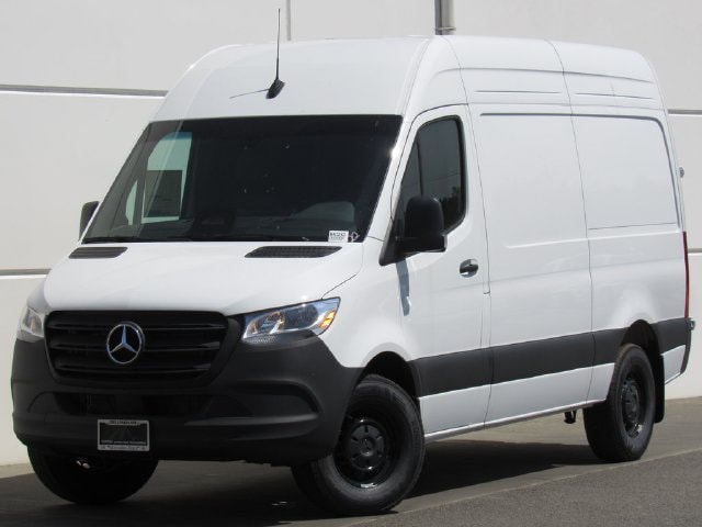 2025 Mercedes-Benz Sprinter Cargo Van Base