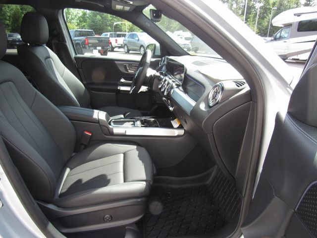 2025 Mercedes-Benz GLB Base - Photo 19