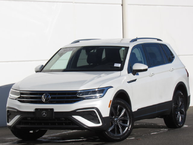 2023 Volkswagen Tiguan SE