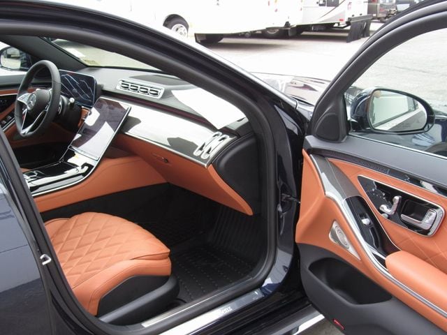 2025 Mercedes-Benz S-Class S 580 - Photo 18