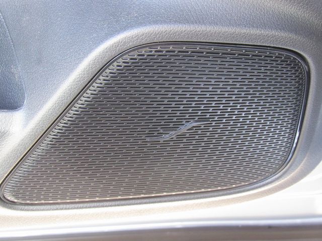 2025 Mercedes-Benz GLB Base - Photo 37