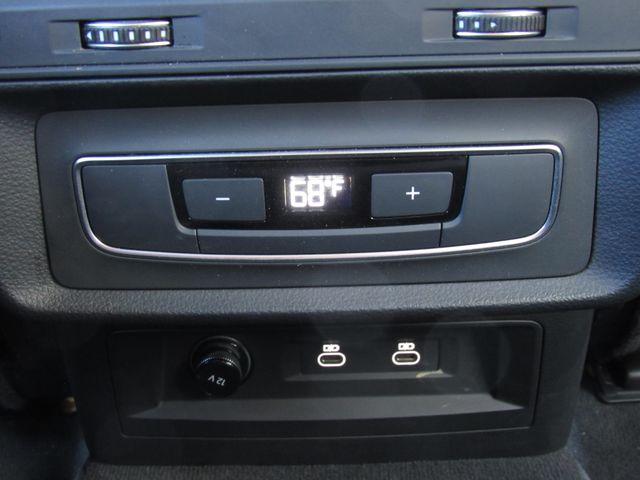2025 Audi Q7 Premium - Photo 37