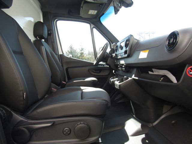 2023 Mercedes-Benz Sprinter Cab Chassis Base - Photo 16