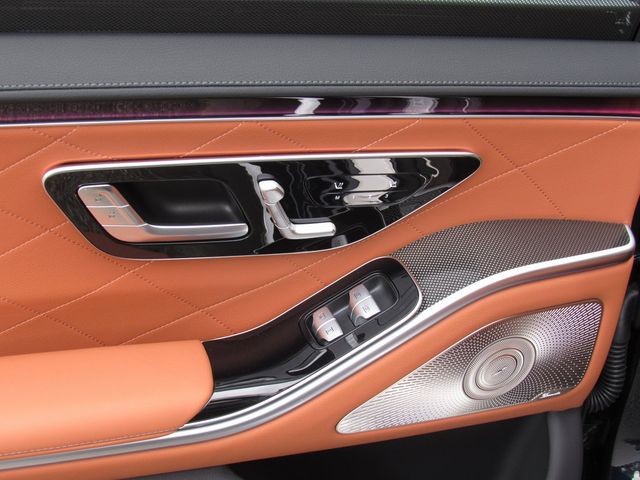 2025 Mercedes-Benz S-Class S 580 - Photo 17
