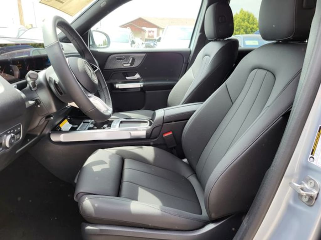 Used 2025 Mercedes-Benz GLB 250 4MATIC SUV