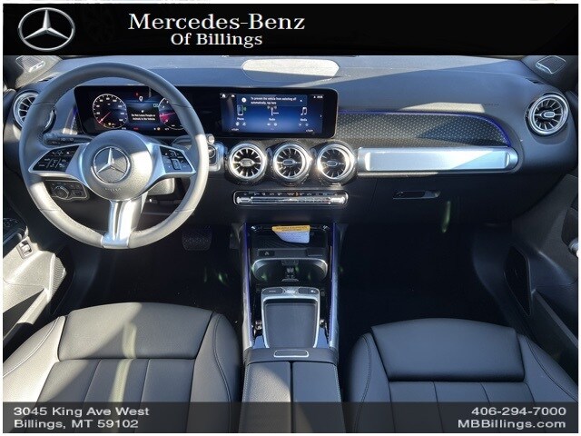2024 Mercedes Benz GLB 250 4MATIC photo 2