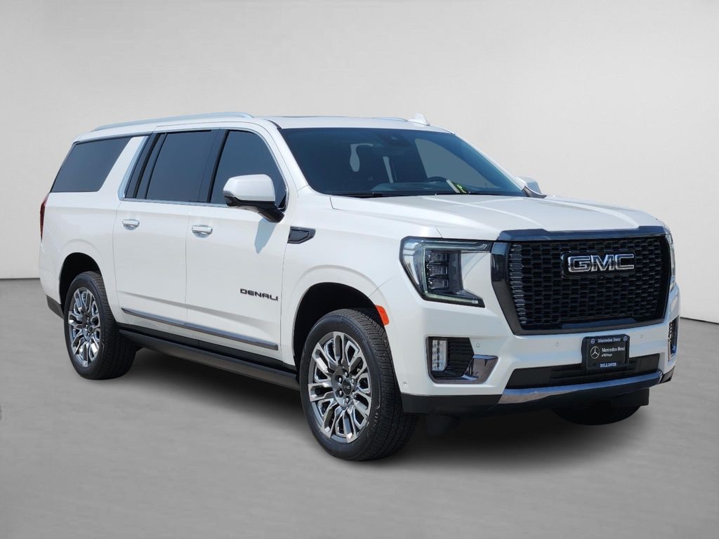 Used 2023 GMC Yukon XL Denali Ultimate SUV