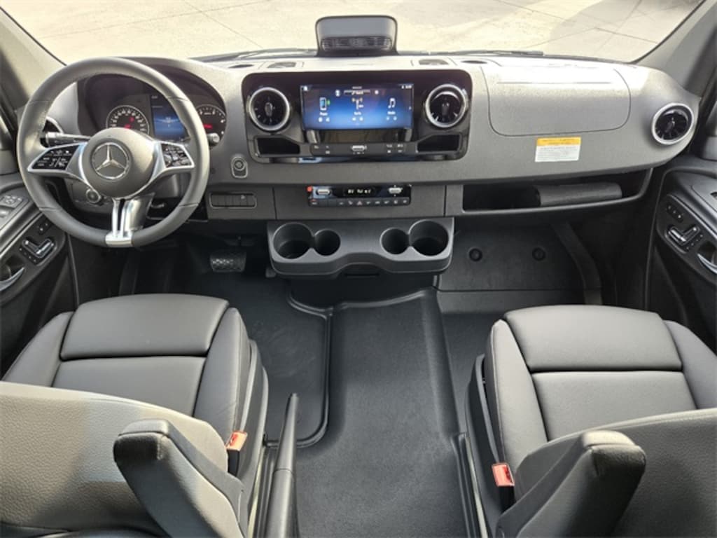 New 2026 Mercedes-Benz Sprinter 2500 Passenger 144 WB Minivan/Van