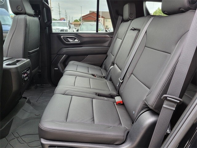 2023 Chevrolet Tahoe Z71 photo 2