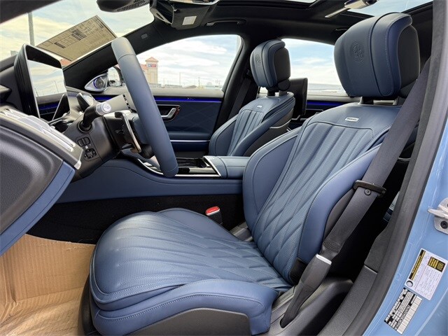 2025 Mercedes Benz S AMG photo 4