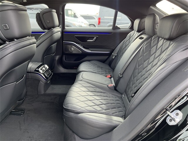 2025 Mercedes Benz S 450 580 photo 4