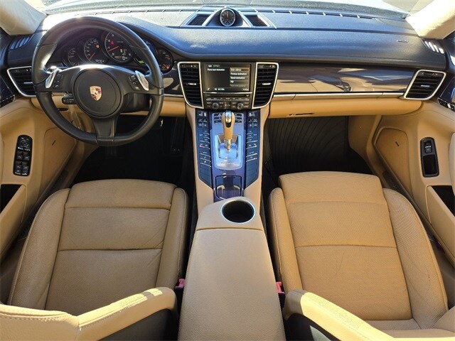 2013 Porsche Panamera Platinum photo 3