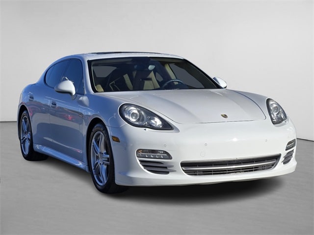 2013 Porsche Panamera Platinum Edition