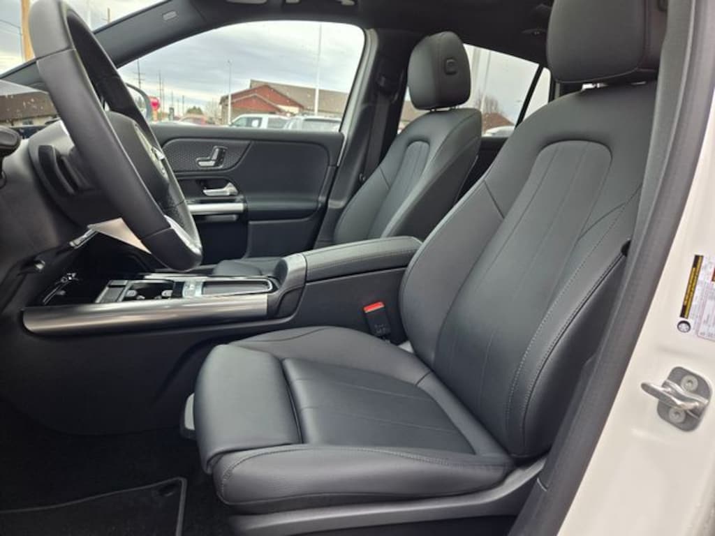 Used 2025 Mercedes-Benz GLA 250 4MATIC SUV