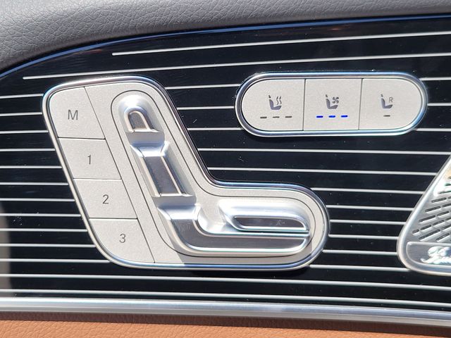 2025 Mercedes-Benz GLS Base - Photo 16