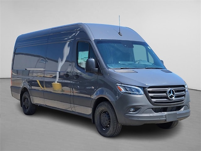 2024 Mercedes-Benz Sprinter Cargo Van Base's photo
