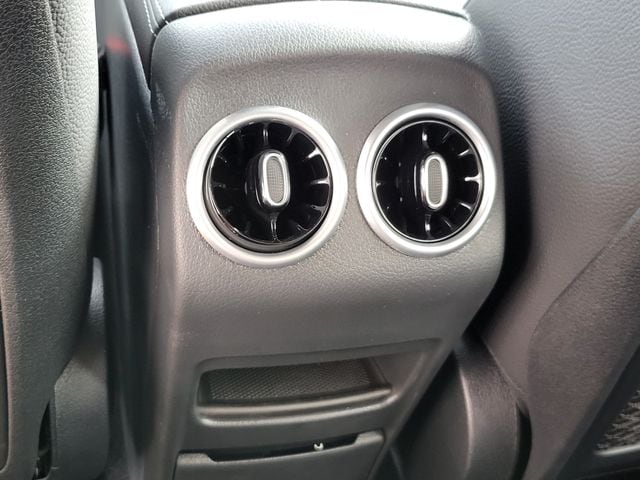 2025 Mercedes-Benz GLB Base - Photo 32