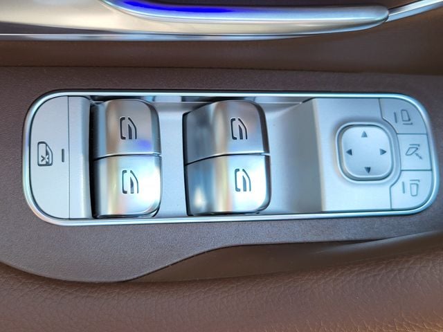 2025 Mercedes-Benz GLS Base - Photo 18