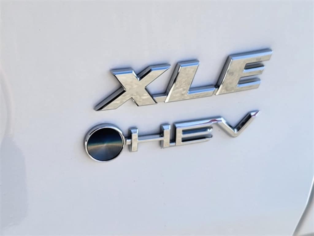 Used 2025 Toyota RAV4 Hybrid XLE SUV