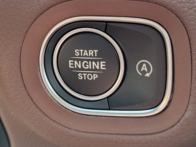 2025 Mercedes-Benz GLS Base - Photo 32