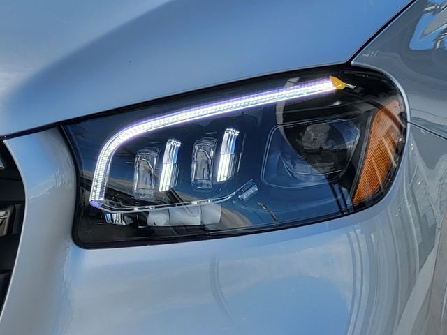 2025 Mercedes-Benz GLS Base - Photo 43