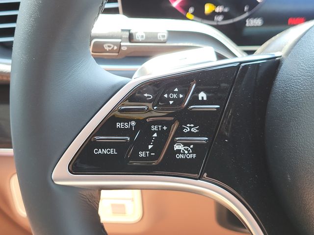 2025 Mercedes-Benz GLS Base - Photo 23