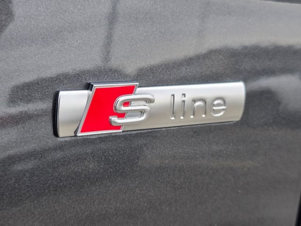 Used 2022 Audi Q5 e 55 S line Premium SUV