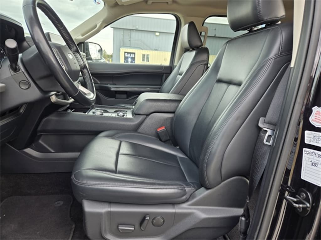 Used 2023 Ford Expedition Max XLT SUV