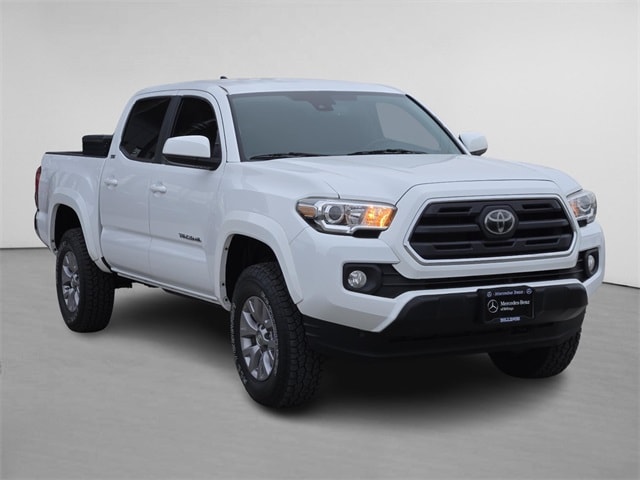2018 Toyota Tacoma SR5's photo