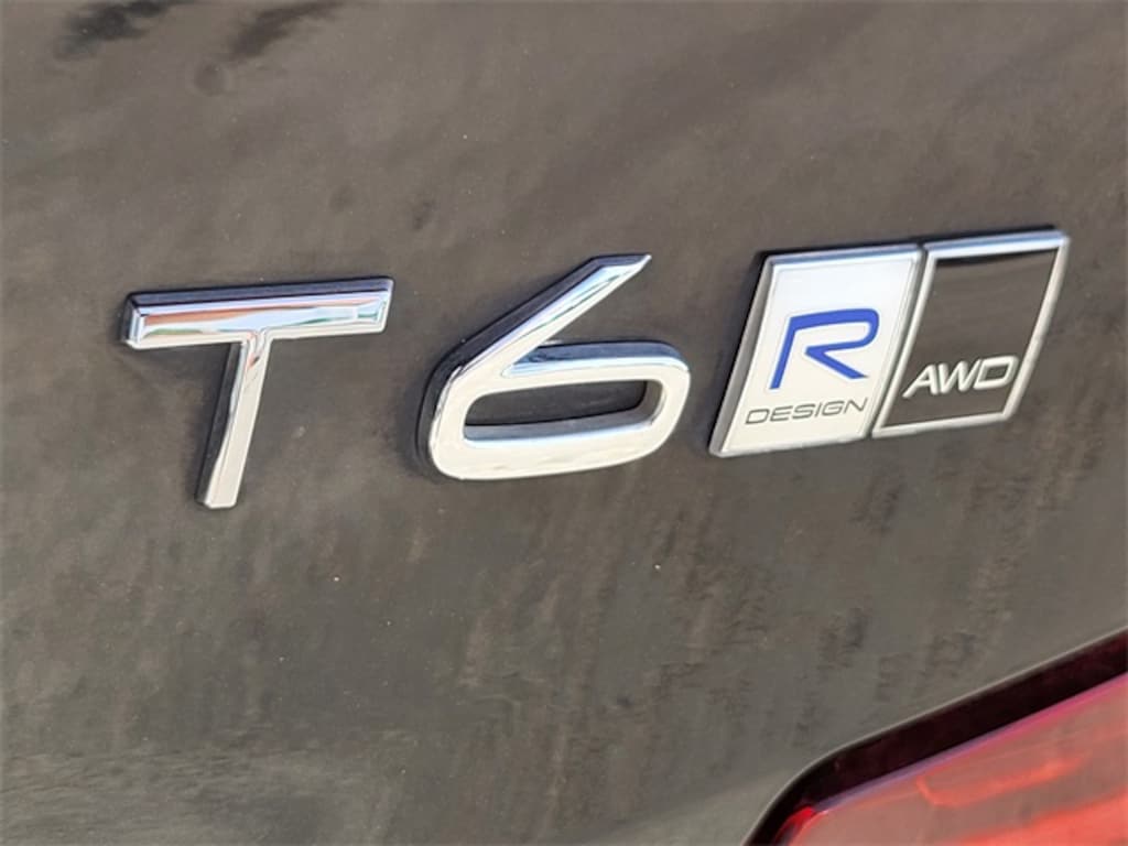 Used 2020 Volvo S60 T6 R-Design Sedan