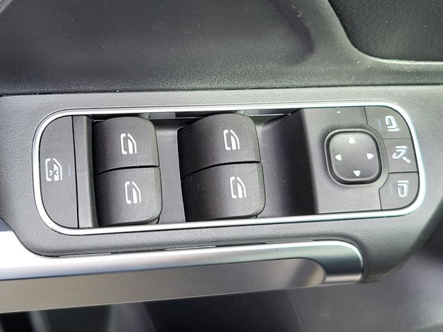 2025 Mercedes-Benz GLB Base - Photo 16