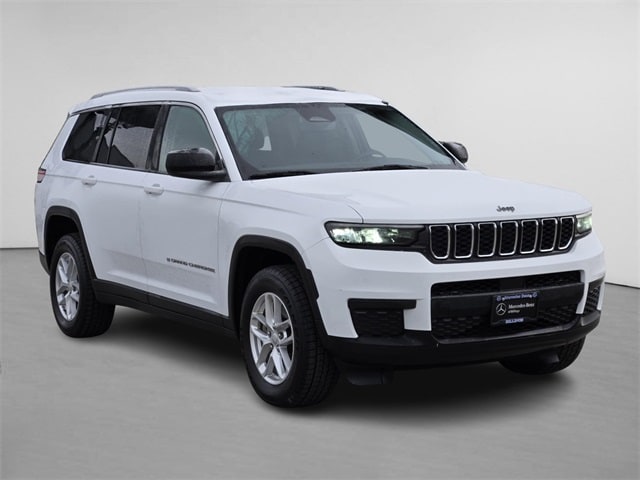 2023 Jeep Grand Cherokee L Laredo's photo