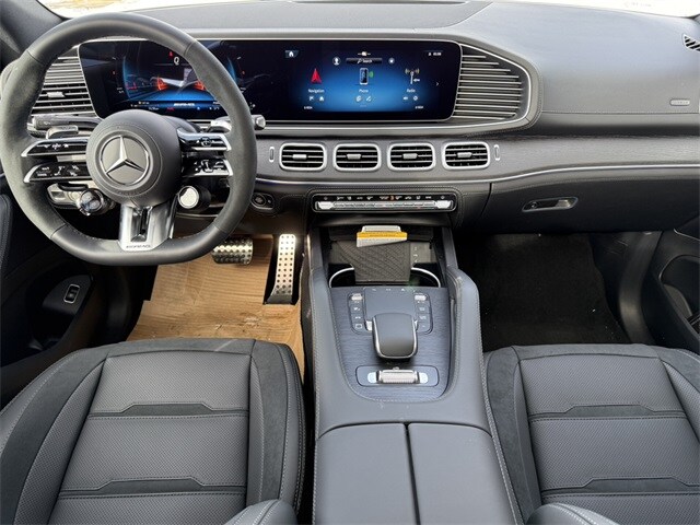 2025 Mercedes Benz GLE 53 AMG photo 2