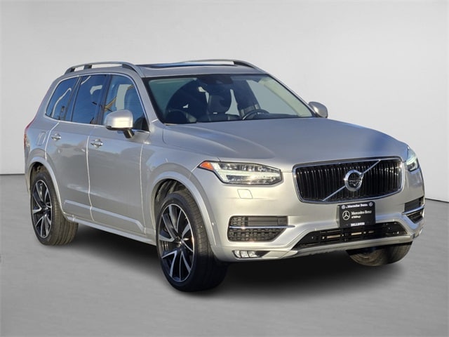 2019 Volvo XC90 Momentum's photo