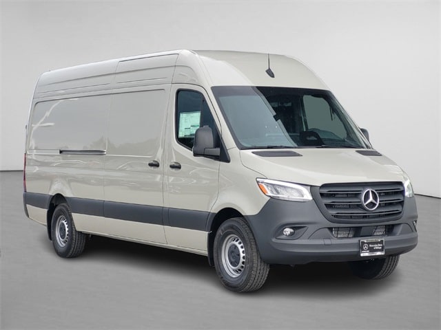 2025 Mercedes-Benz Sprinter 2500 Cargo Van 